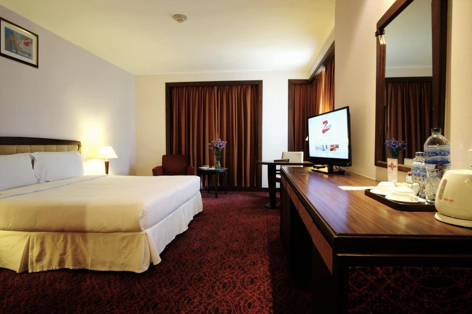 Zenith Sukhumvit Hotel Bangkok Exterior foto