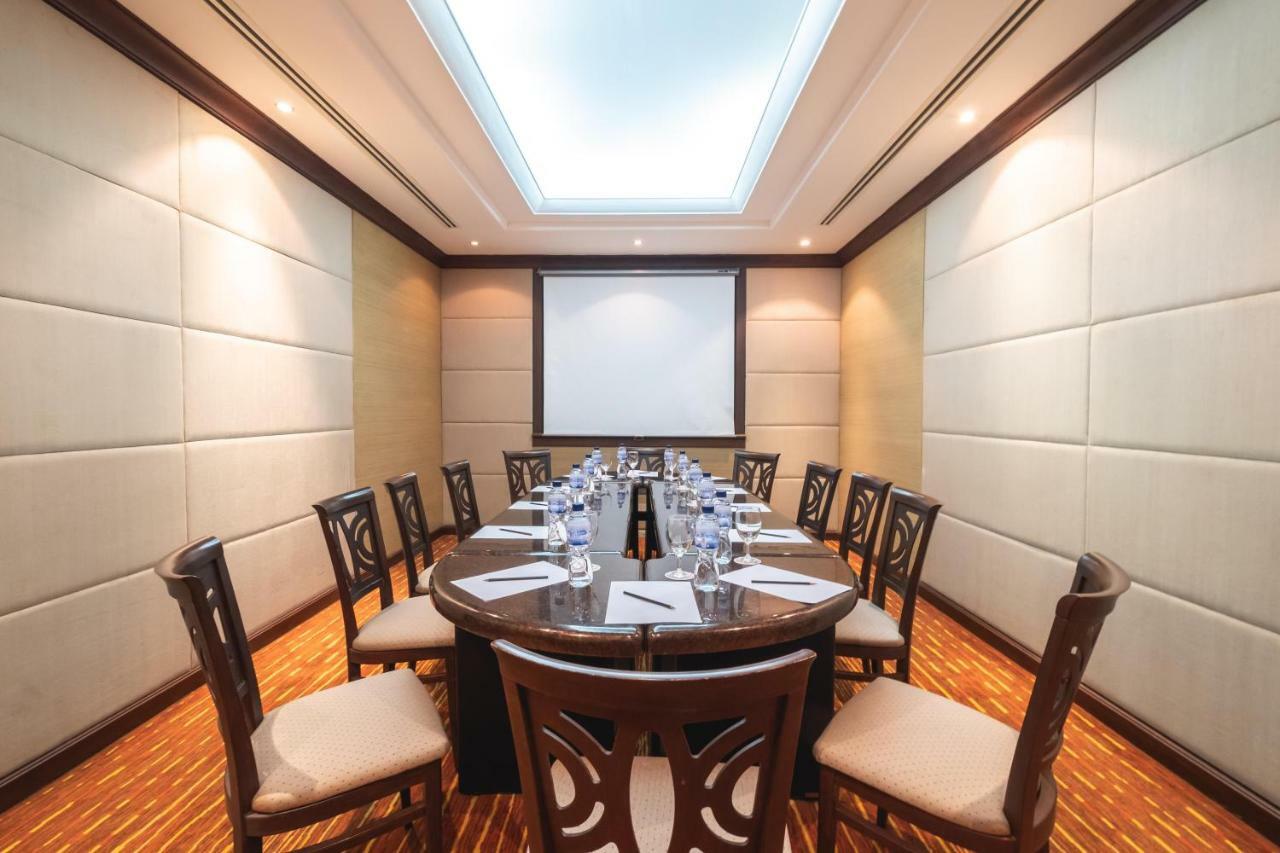 Zenith Sukhumvit Hotel Bangkok Exterior foto